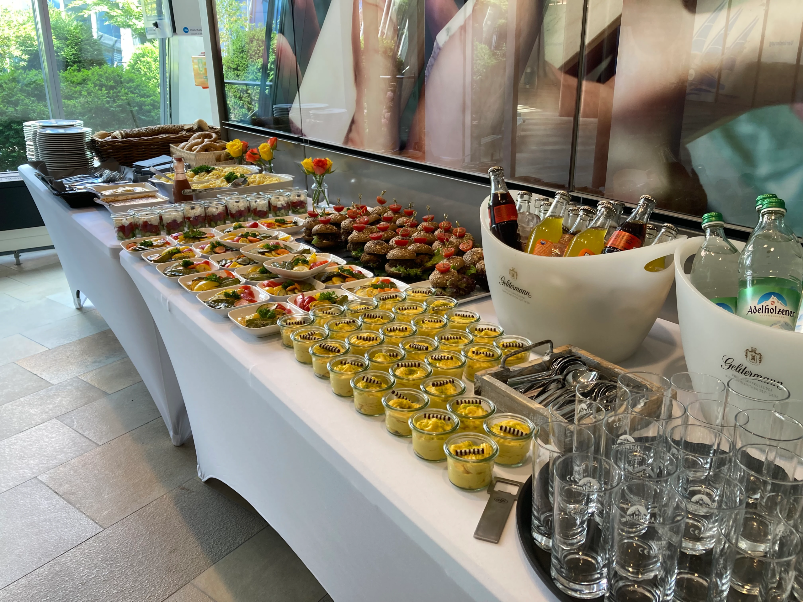 BOEHMERT & BOEHMERT IP Summer Course in Munich – catering at the office Catering during BOEHMERT & BOEHMERT’s IP Summer Course at the Munich office